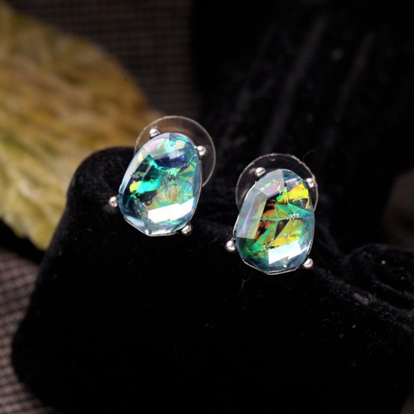 LiveChicStyle Jewelry - Emerald Green Tri-Oval CZ Stud Earrings